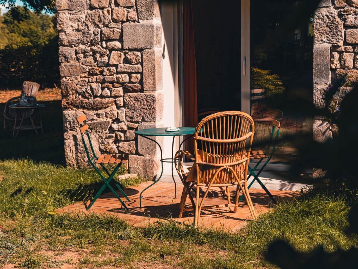 Les Jardins De Nanine Acomodação com café da manhã Lapleau Exterior foto